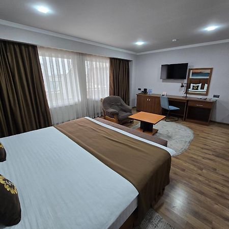 Ziyorat Luxury Hotel Fergana Luaran gambar
