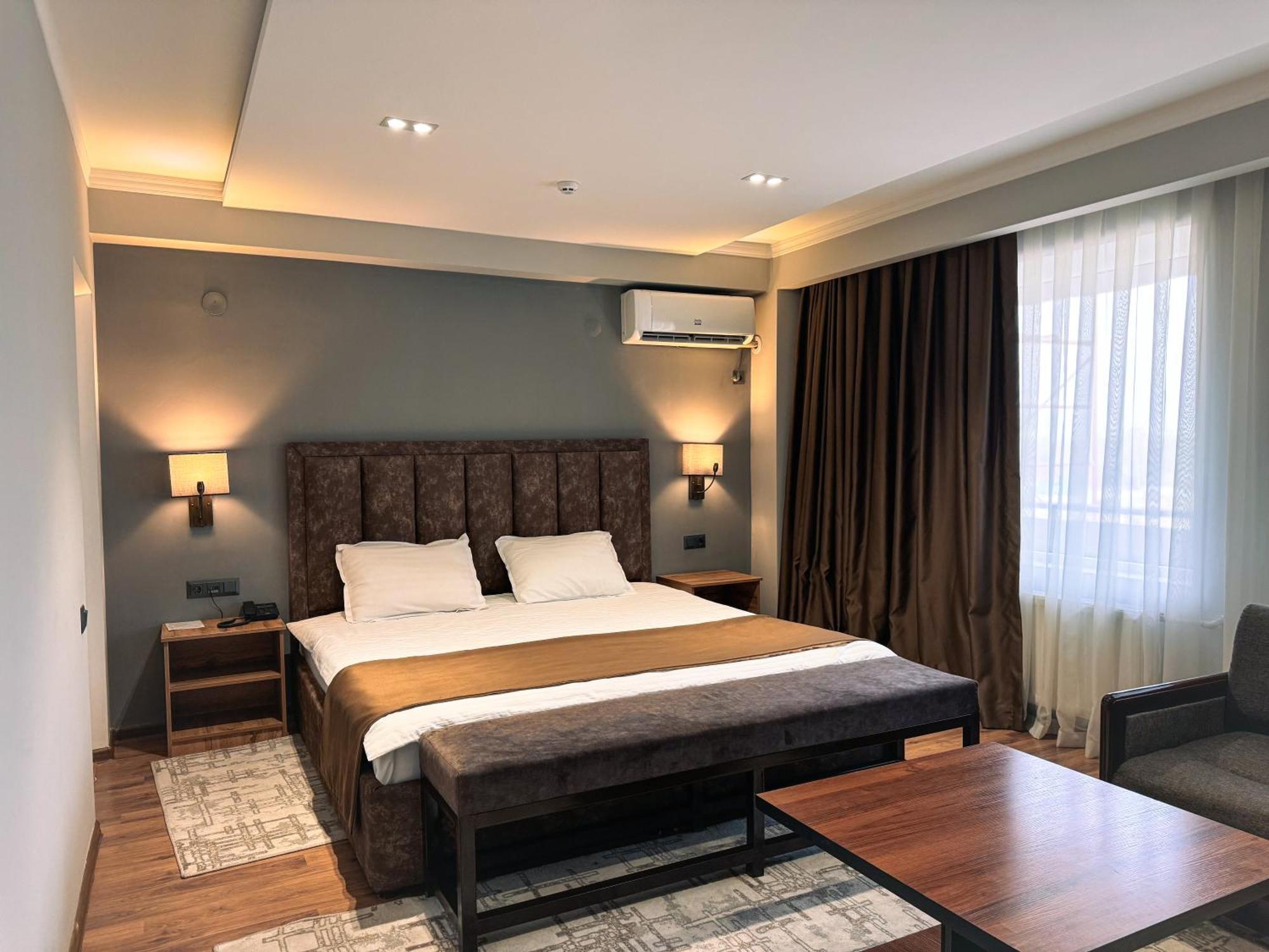 Ziyorat Luxury Hotel Fergana Luaran gambar