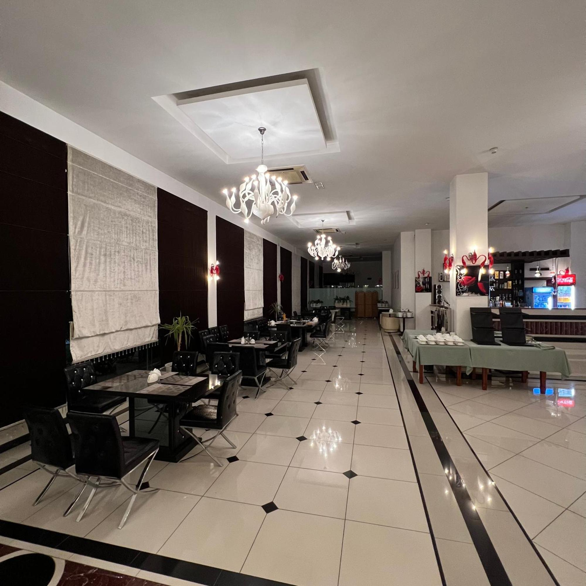Ziyorat Luxury Hotel Fergana Luaran gambar
