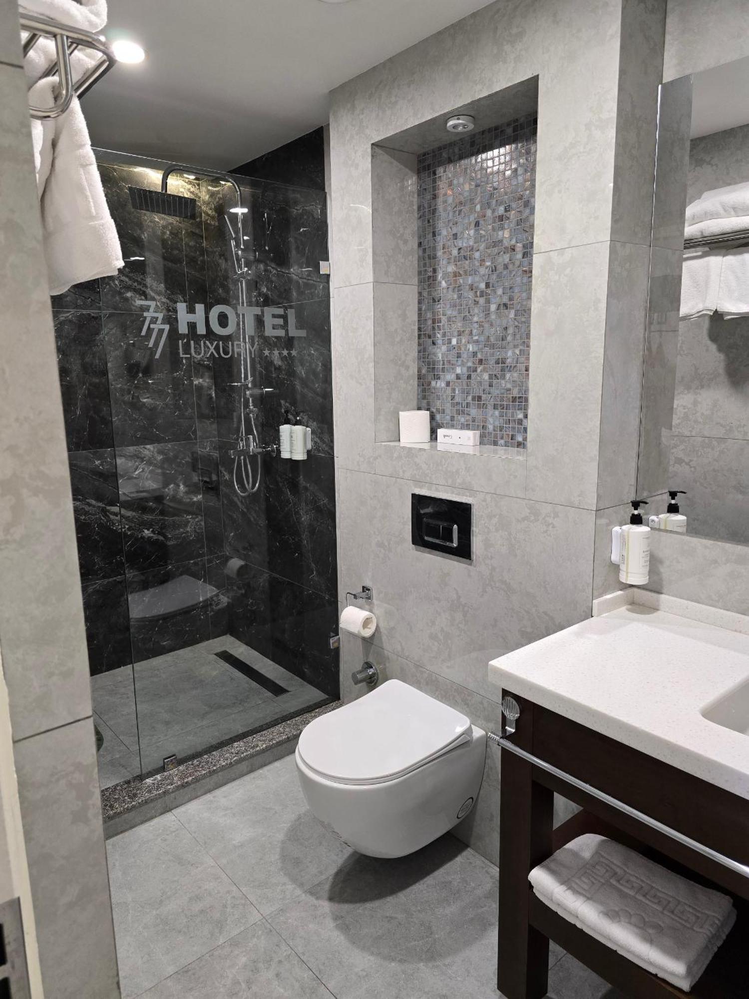 Ziyorat Luxury Hotel Fergana Luaran gambar