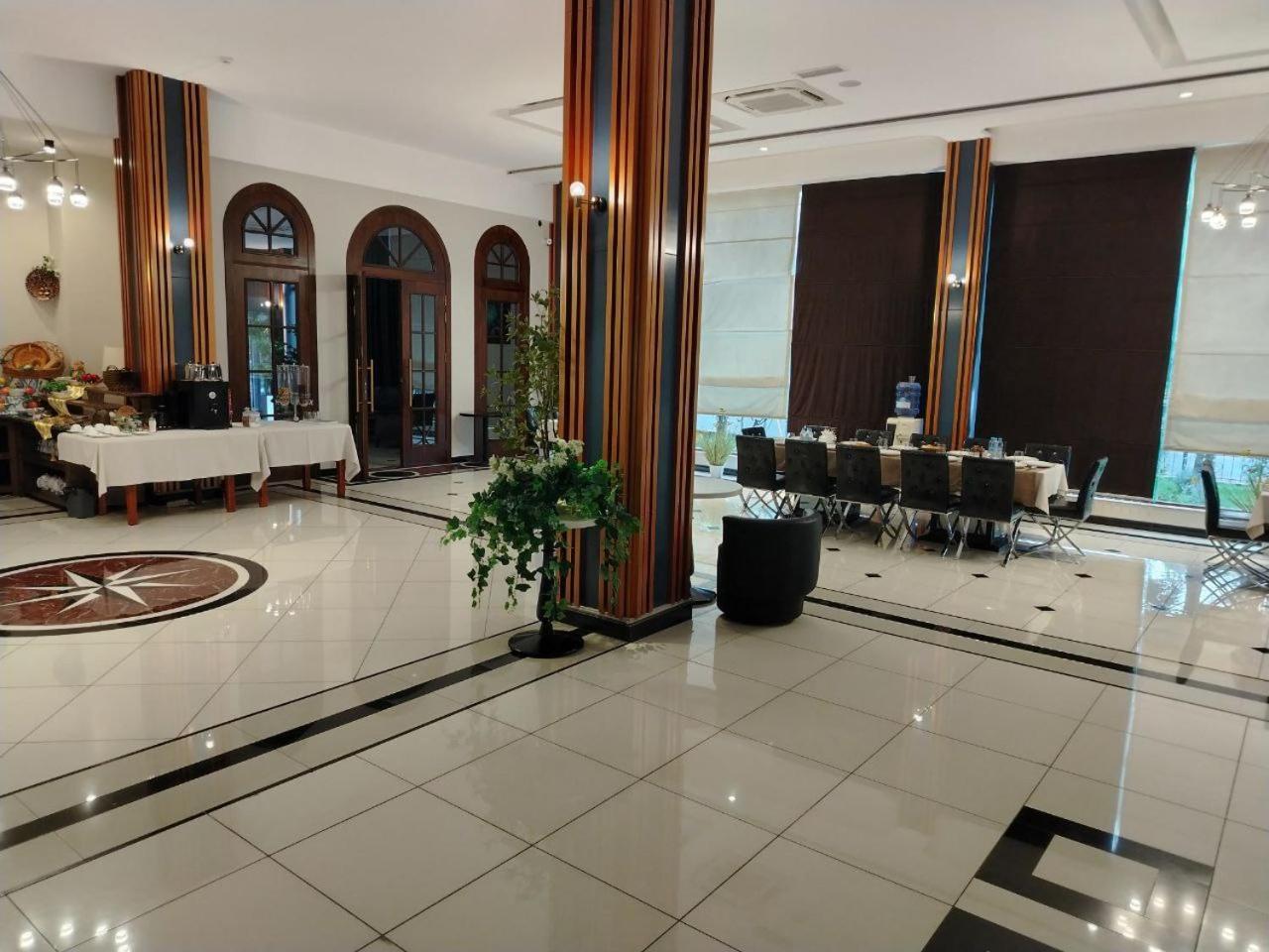 Ziyorat Luxury Hotel Fergana Luaran gambar