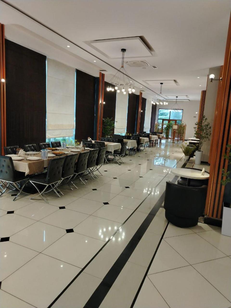 Ziyorat Luxury Hotel Fergana Luaran gambar