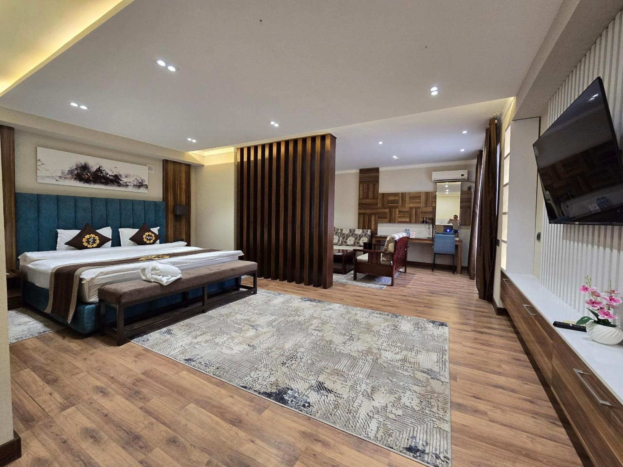 Ziyorat Luxury Hotel Fergana Luaran gambar