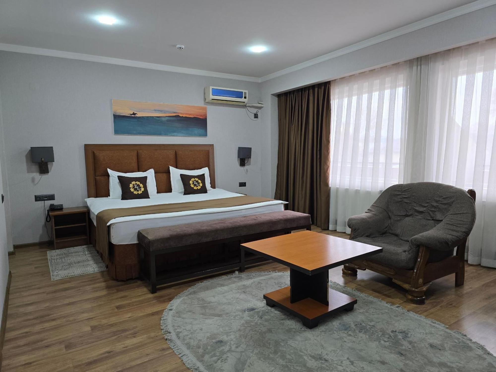 Ziyorat Luxury Hotel Fergana Luaran gambar