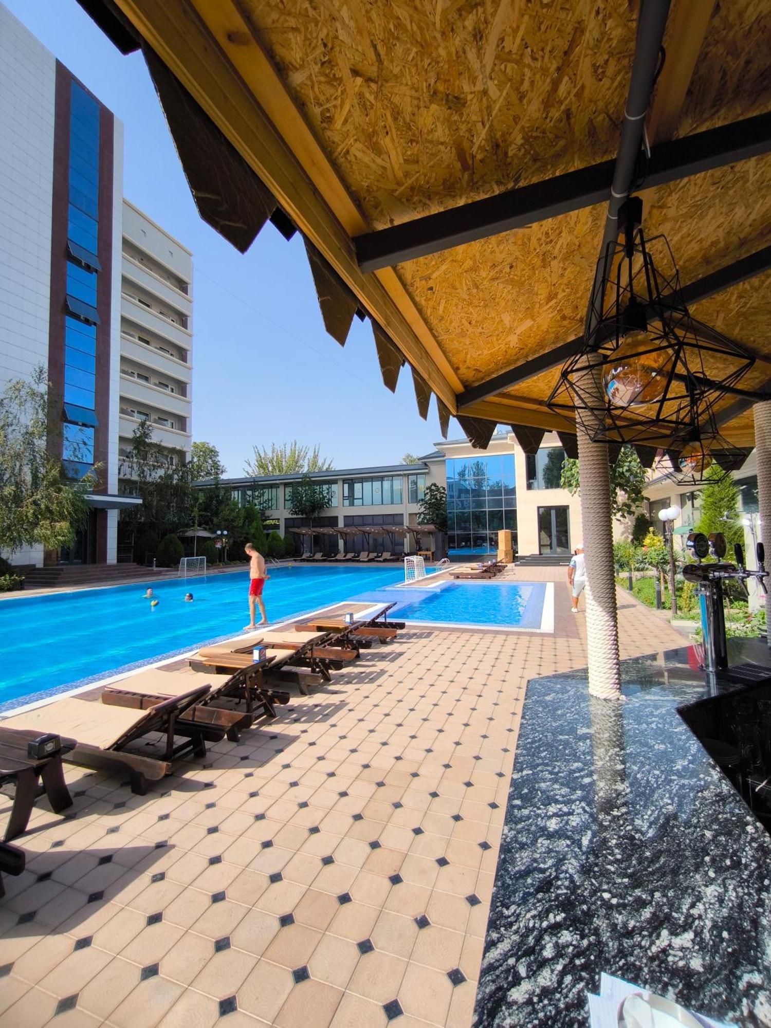 Ziyorat Luxury Hotel Fergana Luaran gambar