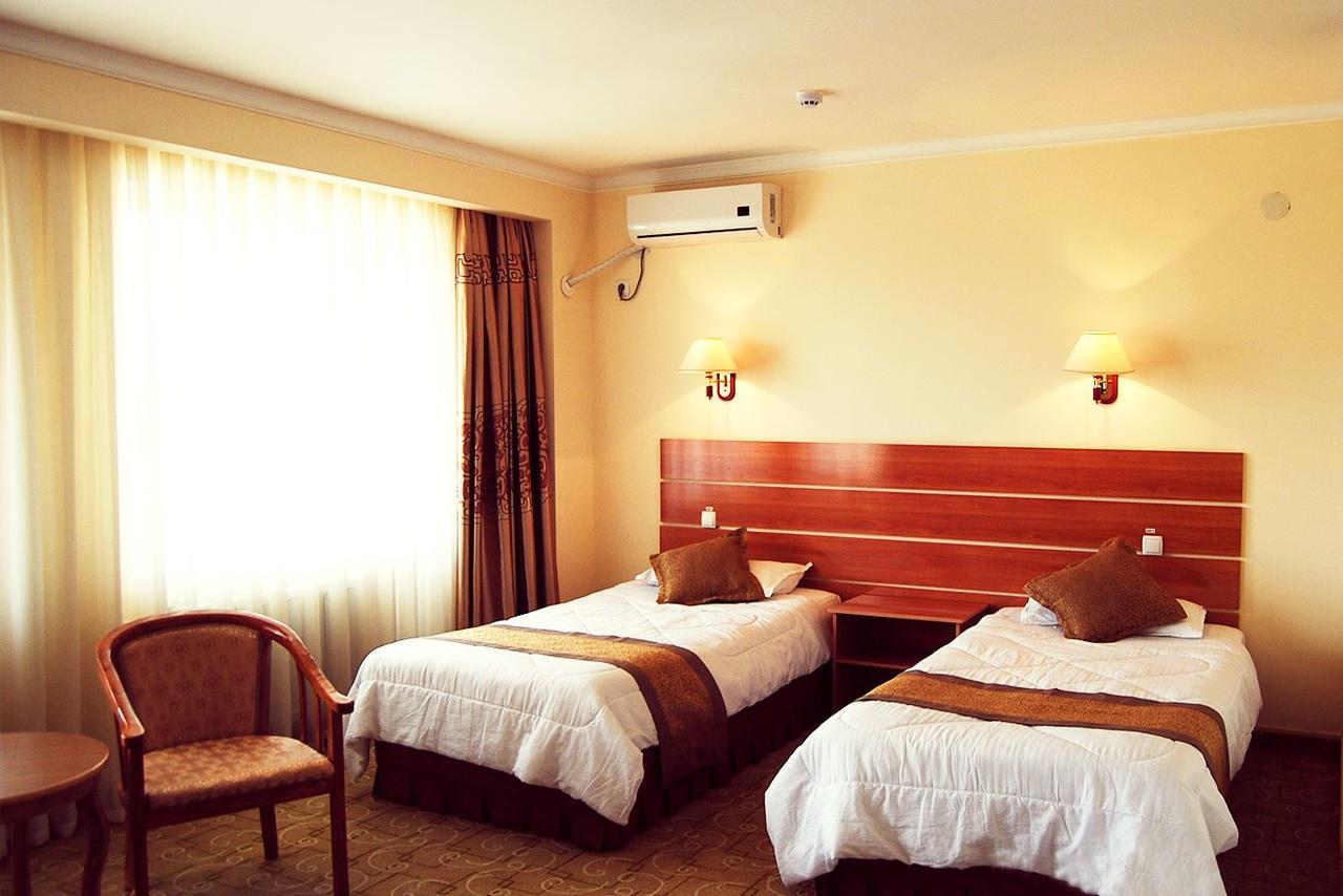 Ziyorat Luxury Hotel Fergana Luaran gambar