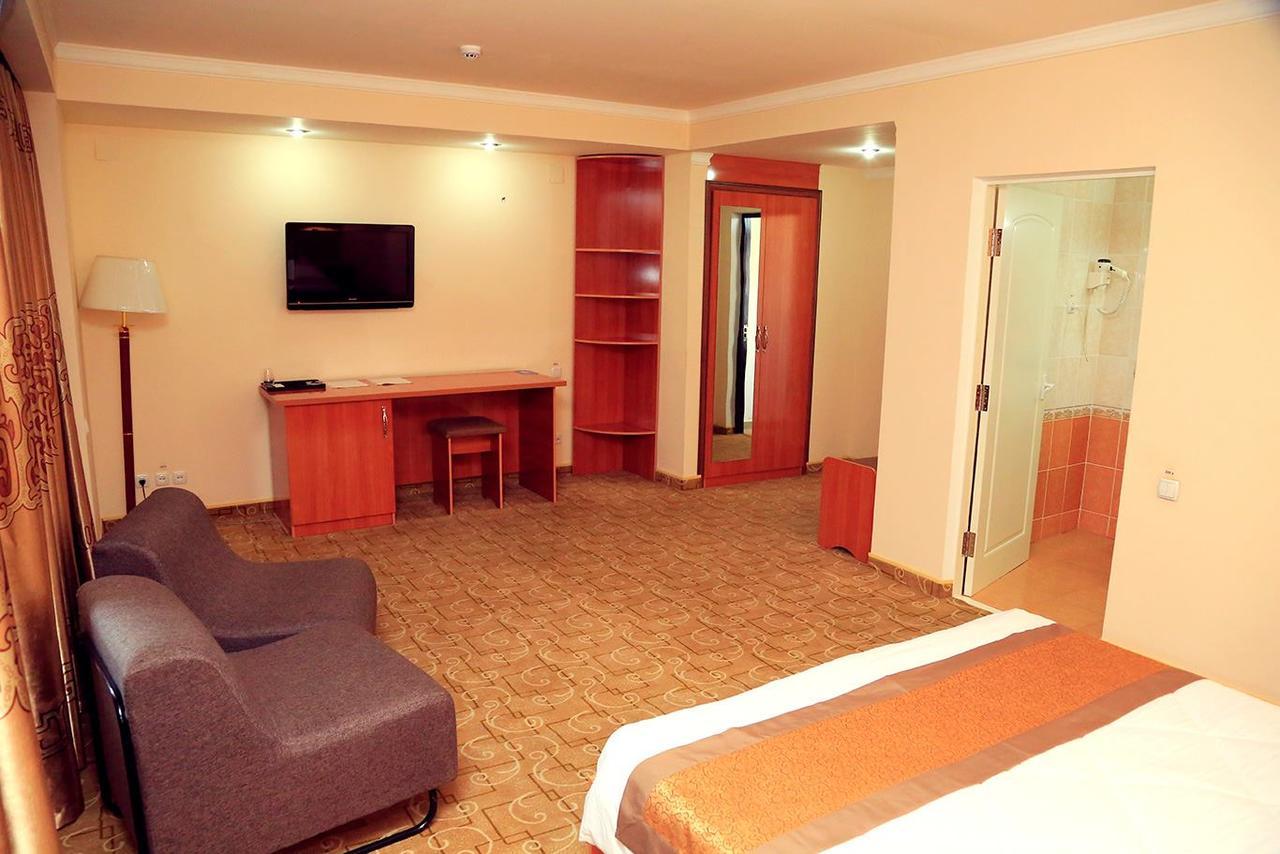 Ziyorat Luxury Hotel Fergana Luaran gambar