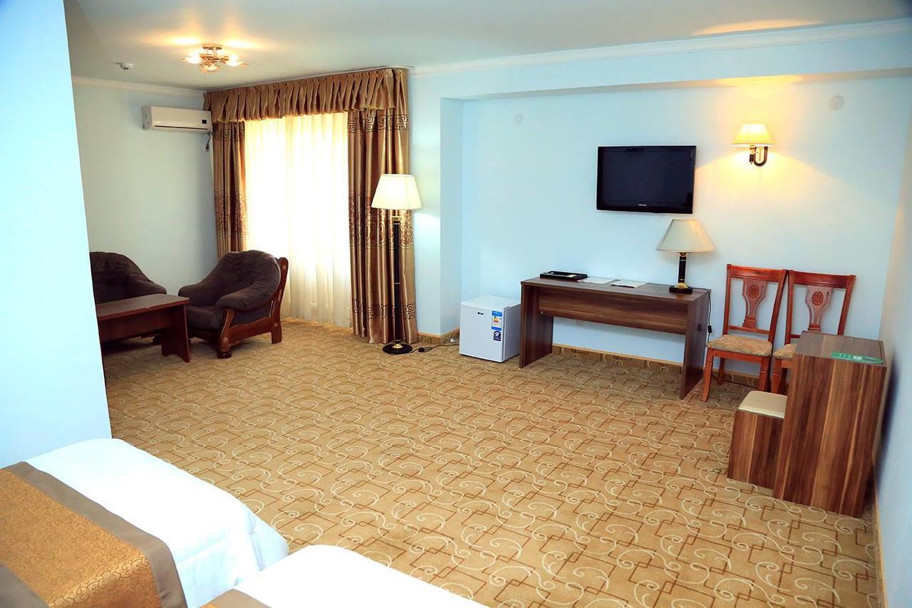 Ziyorat Luxury Hotel Fergana Luaran gambar